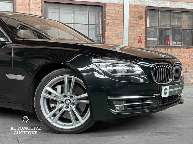 Bmw 750i xdrive high executive 449pk 2013 (origineel-nl) 7-serie, 32-zvg-3 - afbeelding 11 van  70
