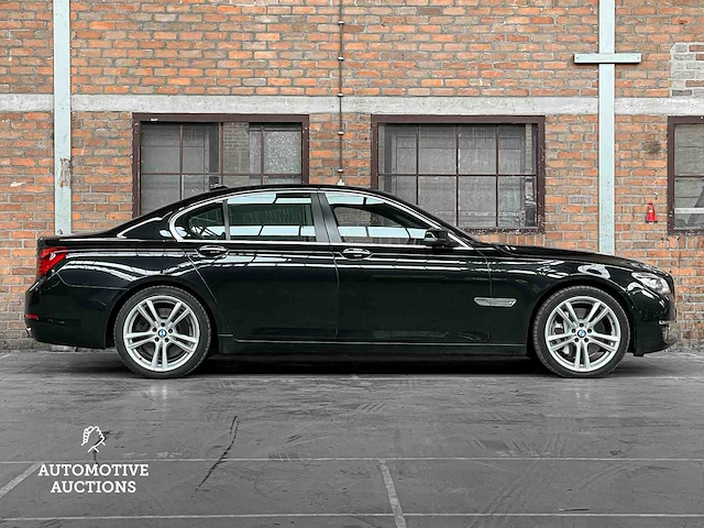 Bmw 750i xdrive high executive 449pk 2013 (origineel-nl) 7-serie, 32-zvg-3 - afbeelding 12 van  70