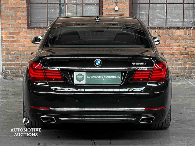 Bmw 750i xdrive high executive 449pk 2013 (origineel-nl) 7-serie, 32-zvg-3 - afbeelding 19 van  70