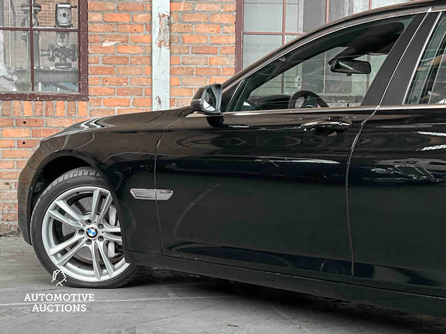 Bmw 750i xdrive high executive 449pk 2013 (origineel-nl) 7-serie, 32-zvg-3 - afbeelding 23 van  70