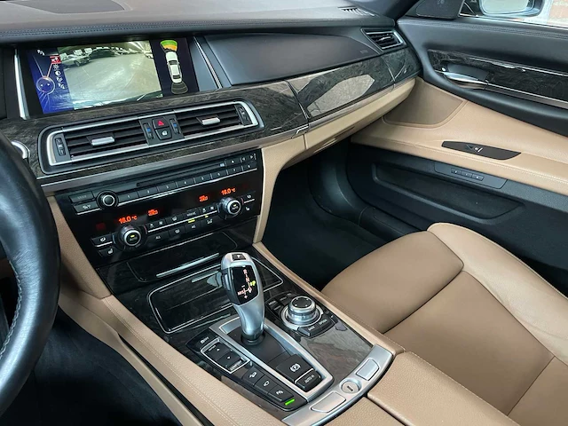 Bmw 750i xdrive high executive 449pk 2013 (origineel-nl) 7-serie, 32-zvg-3 - afbeelding 40 van  70
