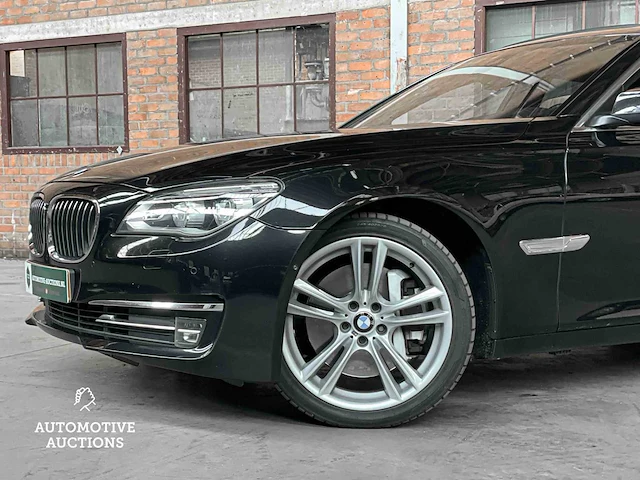 Bmw 750i xdrive high executive 449pk 2013 (origineel-nl) 7-serie, 32-zvg-3 - afbeelding 4 van  70