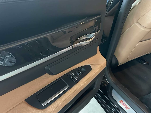 Bmw 750i xdrive high executive 449pk 2013 (origineel-nl) 7-serie, 32-zvg-3 - afbeelding 57 van  70