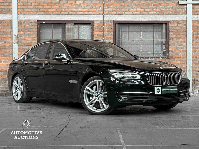 Bmw 750i xdrive high executive 449pk 2013 (origineel-nl) 7-serie, 32-zvg-3 - afbeelding 8 van  70