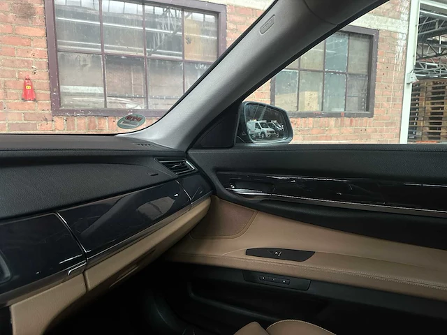 Bmw 750li 4.4 v8 408pk 2008 f02 7-serie - afbeelding 25 van  48