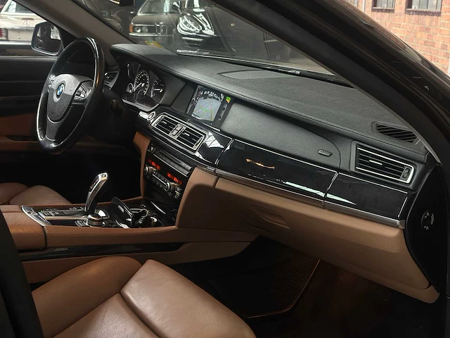 Bmw 750li 4.4 v8 408pk 2008 f02 7-serie - afbeelding 36 van  48
