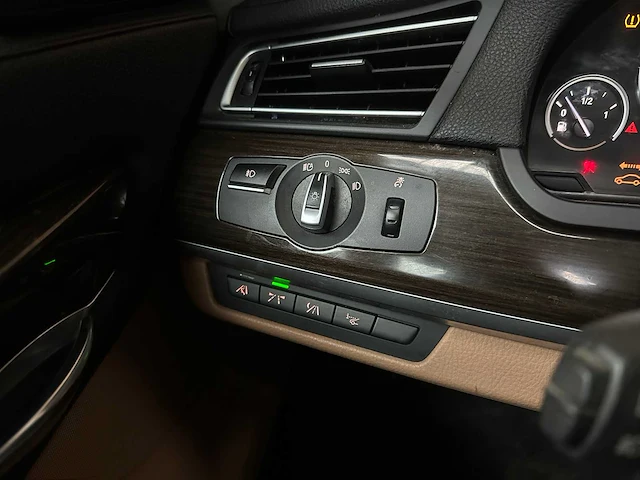 Bmw 750li xdrive 4.4 v8 405pk 2010 7-serie f02 - afbeelding 20 van  50