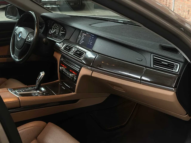 Bmw 750li xdrive 4.4 v8 405pk 2010 7-serie f02 - afbeelding 40 van  50