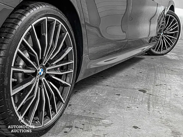 Bmw 840i gran coupé m-sport xdrive high executive 8-serie 340pk 2020 orig-nl, n-115-hn - afbeelding 13 van  68