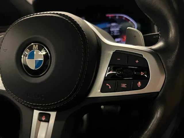 Bmw 840i gran coupé m-sport xdrive high executive 8-serie 340pk 2020 orig-nl, n-115-hn - afbeelding 28 van  68