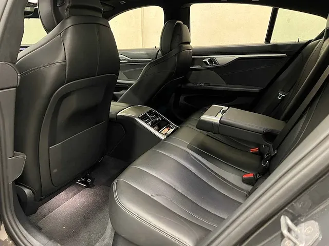 Bmw 840i gran coupé m-sport xdrive high executive 8-serie 340pk 2020 orig-nl, n-115-hn - afbeelding 50 van  68