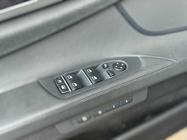 Bmw activehybrid7 f04 4.4 v8 465pk 2011, hzr-14-f - afbeelding 35 van  76