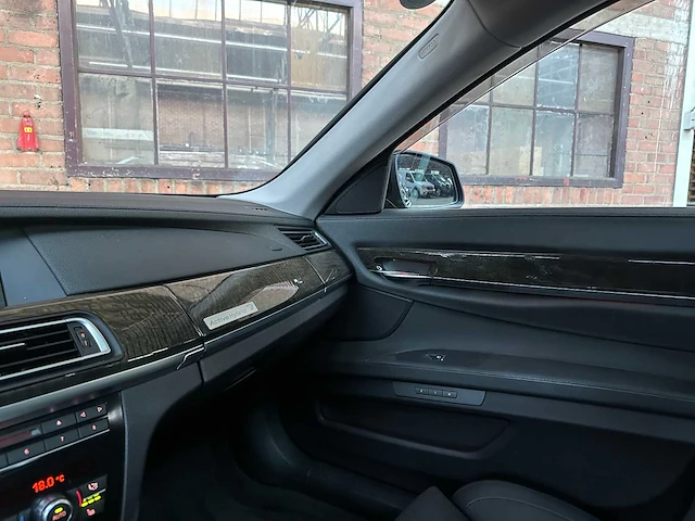 Bmw activehybrid7 f04 4.4 v8 465pk 2011 - afbeelding 24 van  47