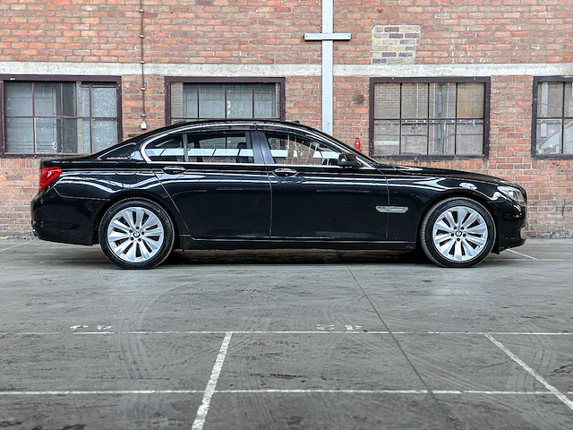 Bmw activehybrid7 f04 4.4 v8 465pk 2011 - afbeelding 46 van  47