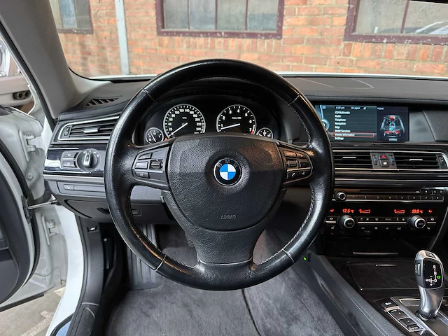 Bmw activehybrid7 f04 4.4 v8 465pk 2011 - afbeelding 11 van  47