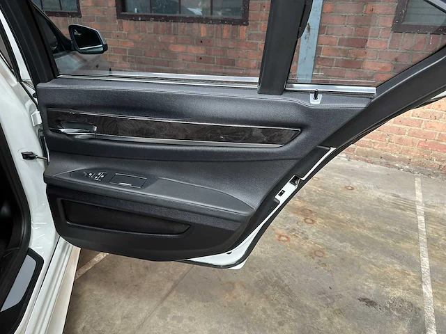 Bmw activehybrid7 f04 4.4 v8 465pk 2011 - afbeelding 31 van  47