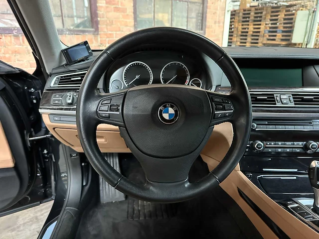 Bmw activehybrid7 f04 4.4 v8 465pk 2011 - afbeelding 5 van  37
