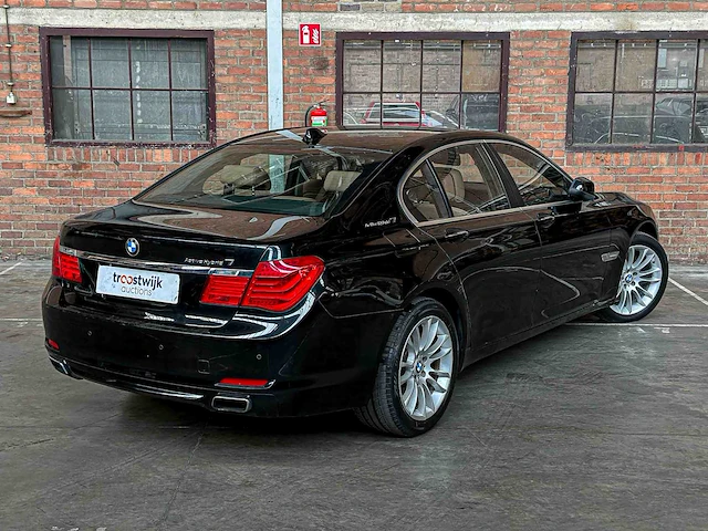 Bmw activehybrid7 f04 4.4 v8 465pk 2011 - afbeelding 34 van  37