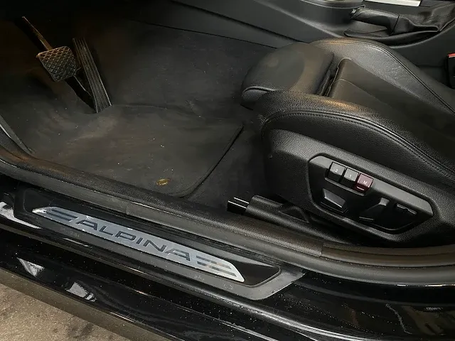 Bmw alpina b3-biturbo 2014 409pk 600nm f31, nl-kenteken - afbeelding 22 van  67