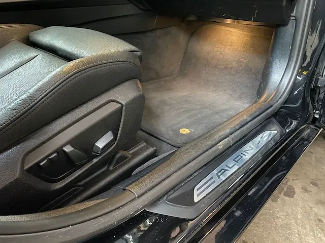 Bmw alpina b3-biturbo 2014 409pk 600nm f31, nl-kenteken - afbeelding 26 van  67