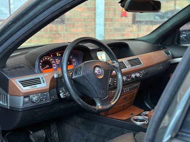 Bmw alpina b7 4.8 v8 7-serie e65 364pk 2007 youngtimer - afbeelding 11 van  50