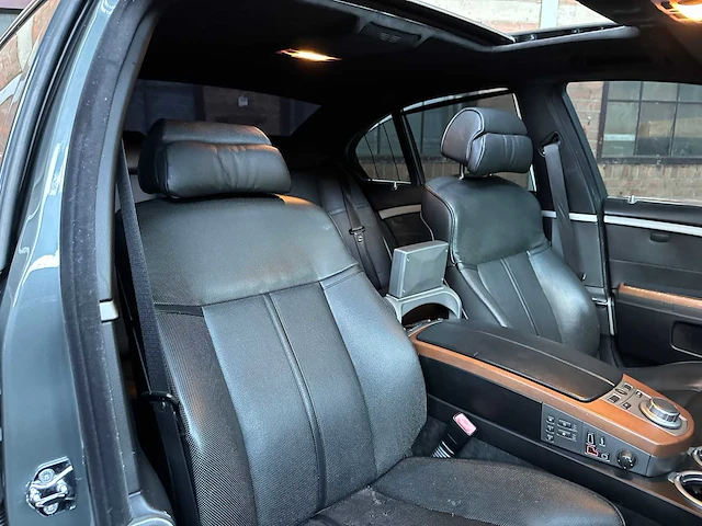 Bmw alpina b7 4.8 v8 7-serie e65 364pk 2007 youngtimer - afbeelding 41 van  50