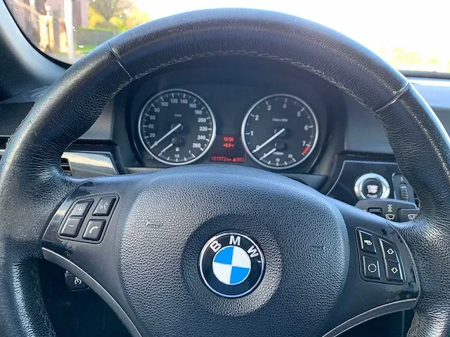 Bmw cabrio 320i executive, 42-xn-vx - afbeelding 4 van  18