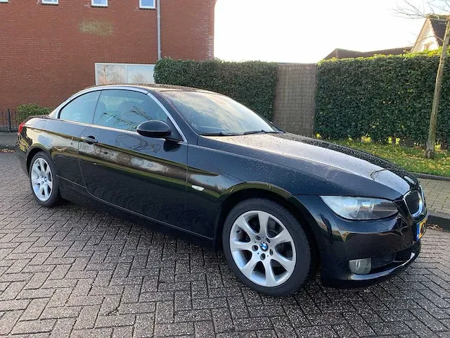 Bmw cabrio 320i executive, 42-xn-vx - afbeelding 16 van  18