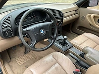 Bmw e36 318i cabriolet (1995) - afbeelding 2 van  35
