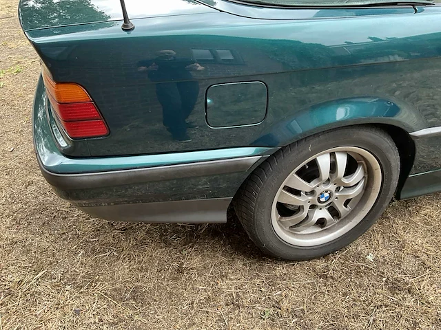 Bmw e36 318i cabriolet (1995) - afbeelding 15 van  35