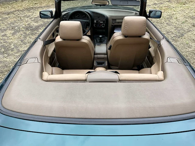 Bmw e36 318i cabriolet (1995) - afbeelding 26 van  35