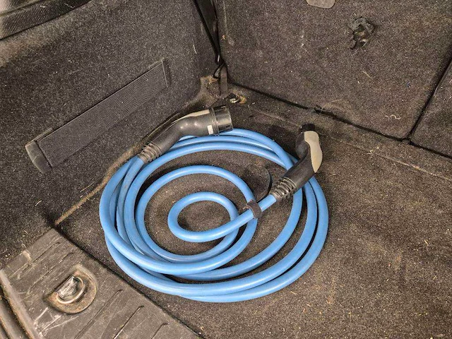 Bmw i3 basis 120ah 42kwh , xr-281-d - afbeelding 13 van  23
