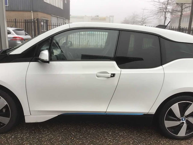 Bmw i3 basis comfort 22kwh - 2014 | 6-tgb-45 - afbeelding 12 van  26