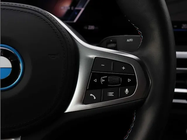 Bmw i4 m50 high executive 84 kwh | s-579-gd - afbeelding 10 van  72