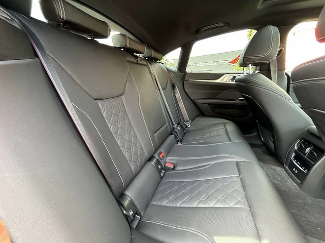 Bmw i4 m50 high executive 84 kwh | s-579-gd - afbeelding 21 van  43