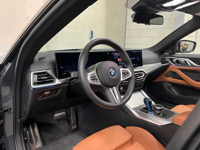 Bmw i4 m50 xdrive high executive g26 544pk m-sport 2023 orig-nl, s-002-kd - afbeelding 25 van  61
