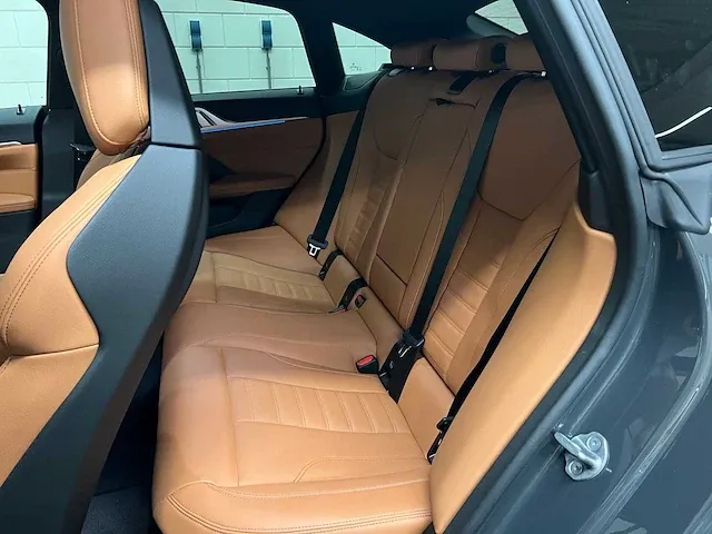 Bmw i4 m50 xdrive high executive g26 544pk m-sport 2023 orig-nl, s-002-kd - afbeelding 49 van  61