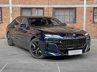 Bmw i7 xdrive60 106 kwh m-sport 544pk 2023 (origineel-nl + 1e eigenaar) g70, t-374-pf - afbeelding 6 van  63