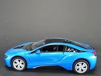 Bmw i8 blauw-zwart - afbeelding 2 van  5