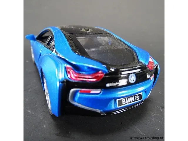 Bmw i8 blauw-zwart - afbeelding 3 van  5