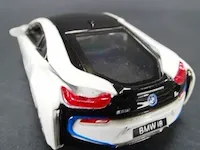 Bmw i8 wit-zwart - afbeelding 3 van  5