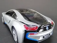 Bmw i8 zilver-zwart - afbeelding 3 van  5