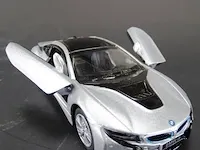 Bmw i8 zilver-zwart - afbeelding 4 van  5