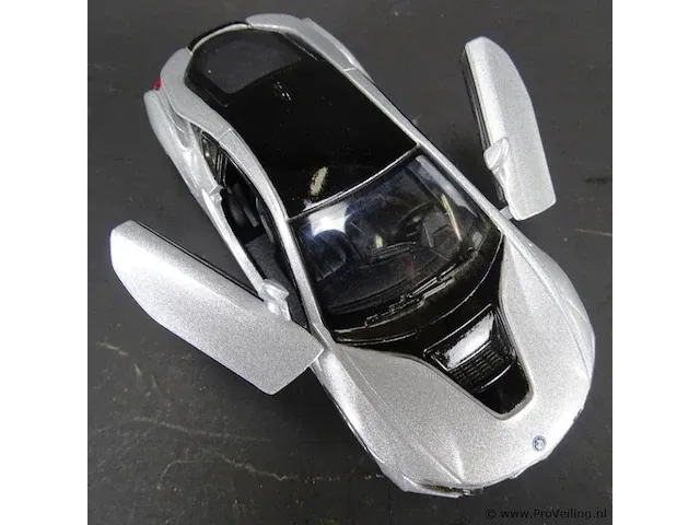 Bmw i8 zilver/zwart schaal 1:36. die-cast metaal schaalmodel. - afbeelding 5 van  5