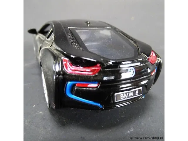 Bmw i8 zwart - afbeelding 3 van  5