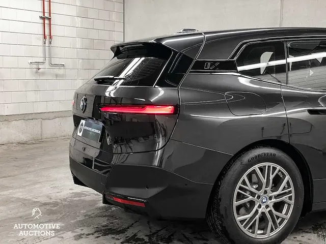 Bmw ix xdrive40 business high executive edition plus 77 kwh 326pk 2023 orig-nl, s-978-tg - afbeelding 8 van  50