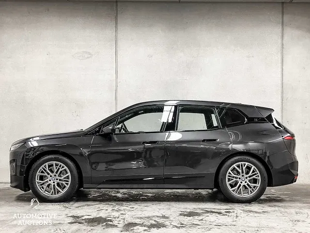 Bmw ix xdrive40 business high executive edition plus 77 kwh 326pk 2023 orig-nl, s-978-tg - afbeelding 16 van  50