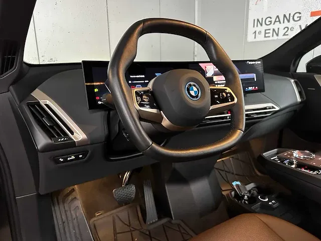 Bmw ix xdrive40 business high executive edition plus 77 kwh 326pk 2023 orig-nl, s-978-tg - afbeelding 17 van  50