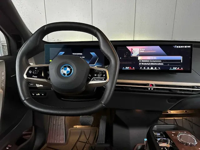 Bmw ix xdrive40 business high executive edition plus 77 kwh 326pk 2023 orig-nl, s-978-tg - afbeelding 21 van  50
