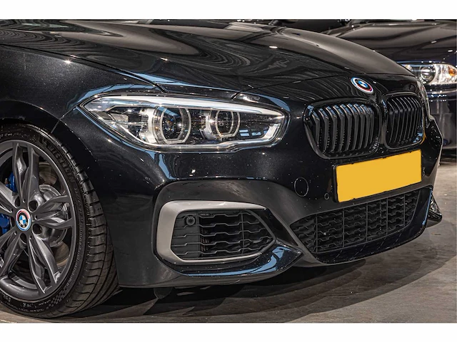 Bmw m135i automaat, x-483-xs - afbeelding 2 van  26